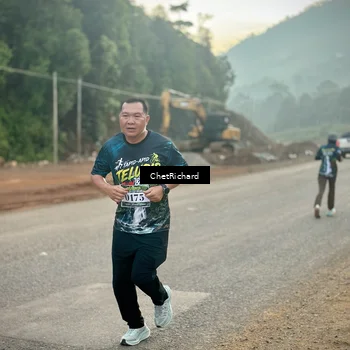 Runner Photo 8101920