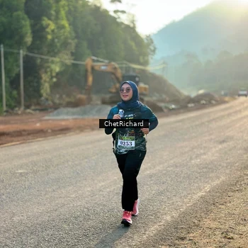 Runner Photo 8101945