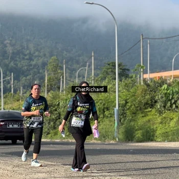 Runner Photo 8102024