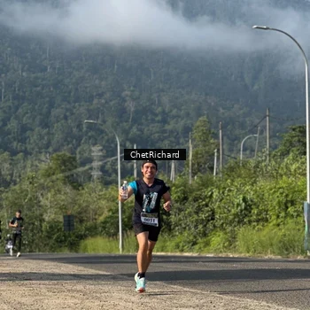 Runner Photo 8102026