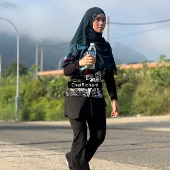 Runner Photo 8102033