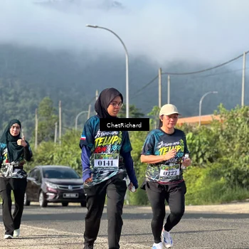 Runner Photo 8102034