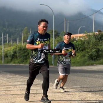 Runner Photo 8102046