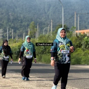 Runner Photo 8102072