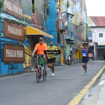Runner Photo 8102357