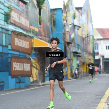 Runner Photo 8102371