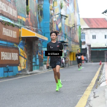 Runner Photo 8102384