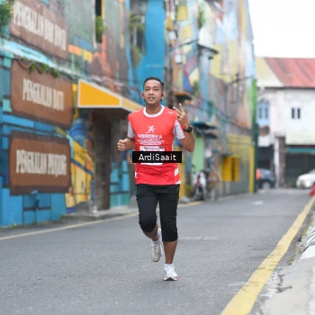 Runner Photo 8102387