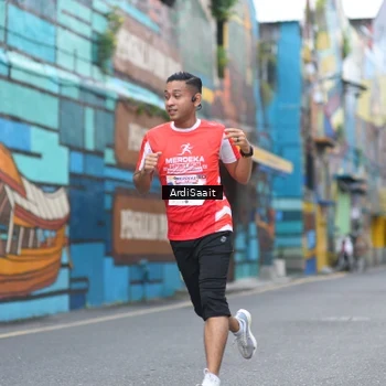 Runner Photo 8102391
