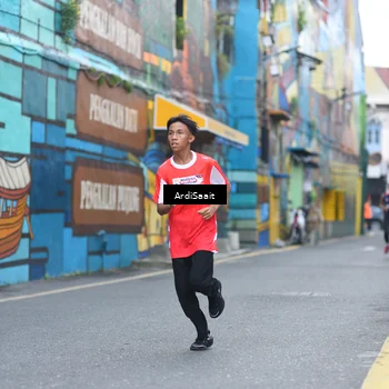 Runner Photo 8102406