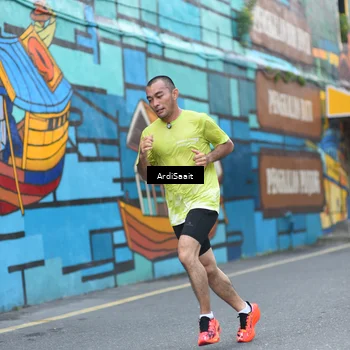 Runner Photo 8102429