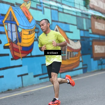 Runner Photo 8102438