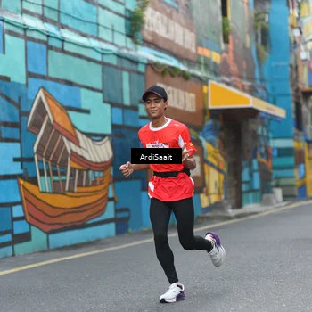 Runner Photo 8102444