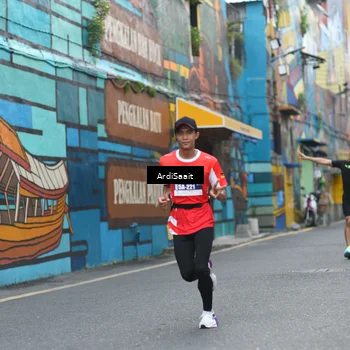Runner Photo 8102445