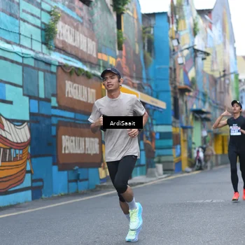 Runner Photo 8102457