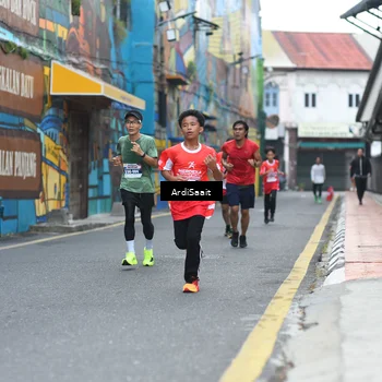 Runner Photo 8102484