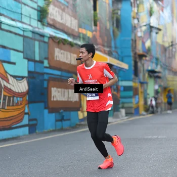 Runner Photo 8102489