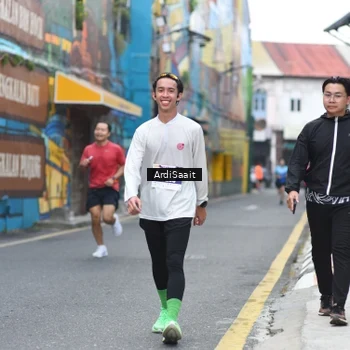 Runner Photo 8102511