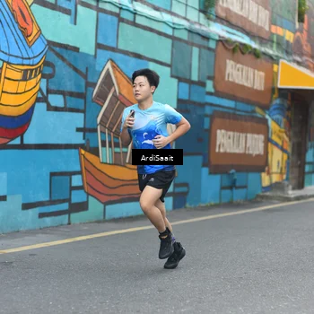 Runner Photo 8102534