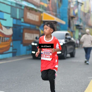Runner Photo 8102559