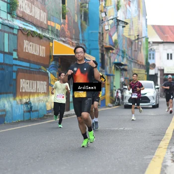 Runner Photo 8102583