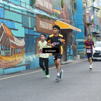 Runner Photo 8102587
