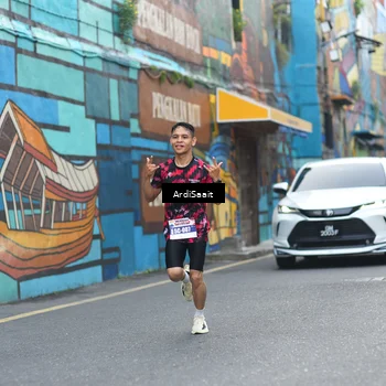 Runner Photo 8102595