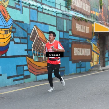 Runner Photo 8102605