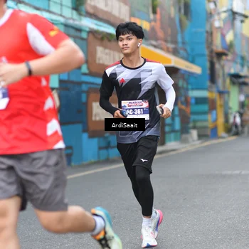Runner Photo 8102637