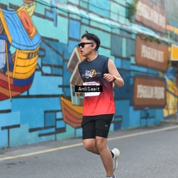 Runner Photo 8102645