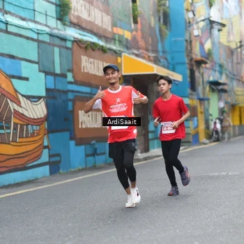 Runner Photo 8102660