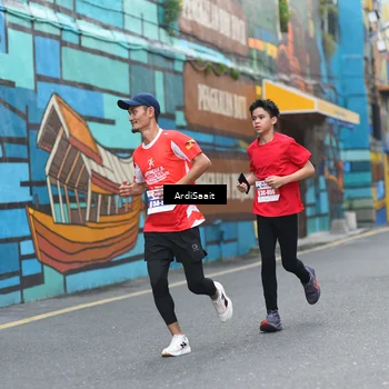 Runner Photo 8102662