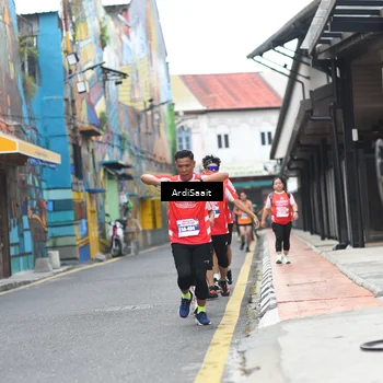 Runner Photo 8102695