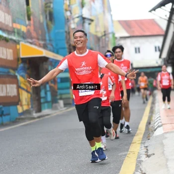 Runner Photo 8102706