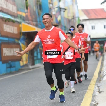 Runner Photo 8102708