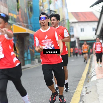 Runner Photo 8102713