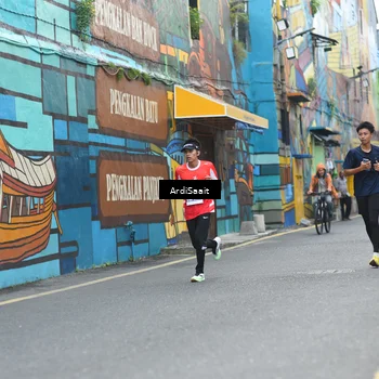 Runner Photo 8102725