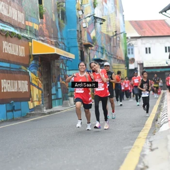 Runner Photo 8102746
