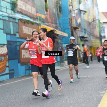 Runner Photo 8102756