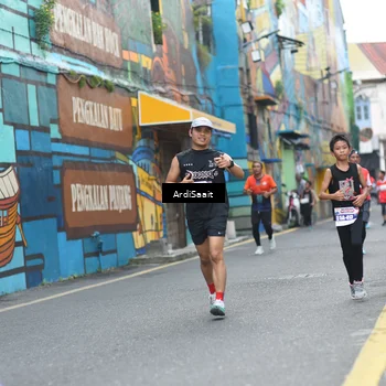 Runner Photo 8102758