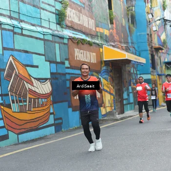 Runner Photo 8102770