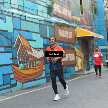 Runner Photo 8102775