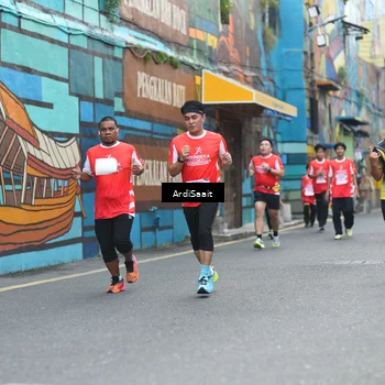 Runner Photo 8102777