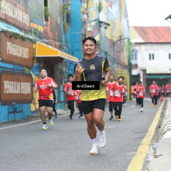 Runner Photo 8102784