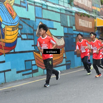 Runner Photo 8102797
