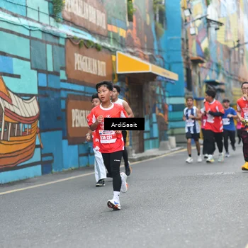 Runner Photo 8102805