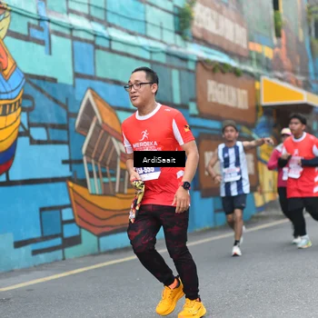 Runner Photo 8102814