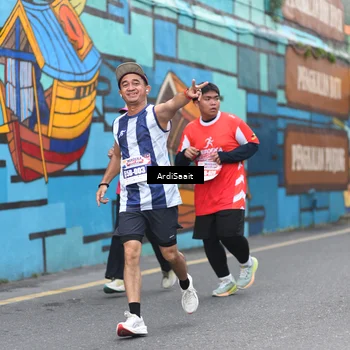 Runner Photo 8102818