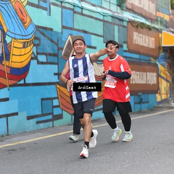 Runner Photo 8102823