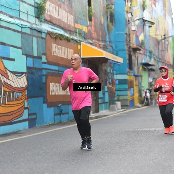 Runner Photo 8102826